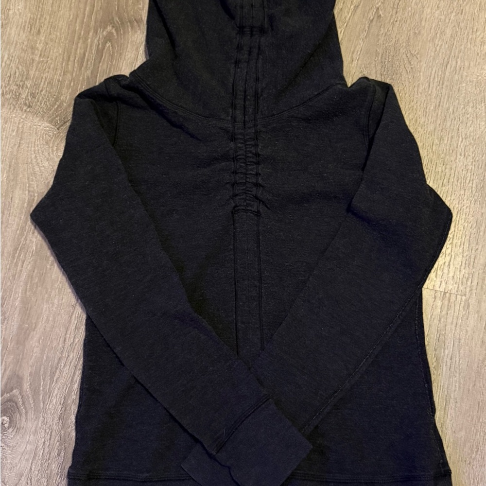 Lululemon Black Hooded turtleneck Sweatshirt Womens size 4